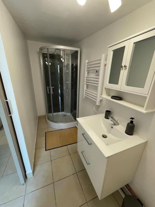 Maison De Vacances Familiale Ouistreham Zewnętrze zdjęcie