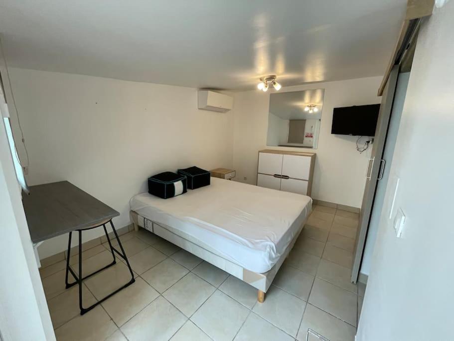 Maison De Vacances Familiale Ouistreham Zewnętrze zdjęcie