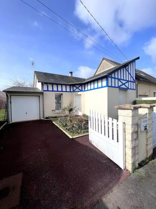 Maison De Vacances Familiale Ouistreham Zewnętrze zdjęcie