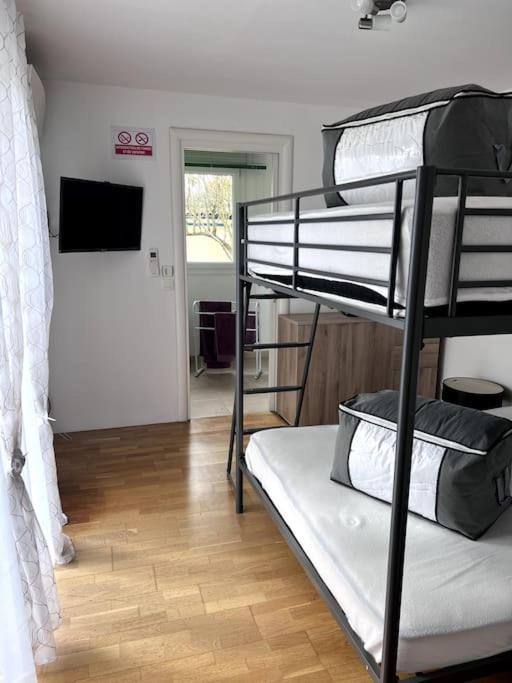 Maison De Vacances Familiale Ouistreham Zewnętrze zdjęcie